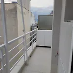 Stylish Rooftop Retreat With Hot Tub With Apartamento *