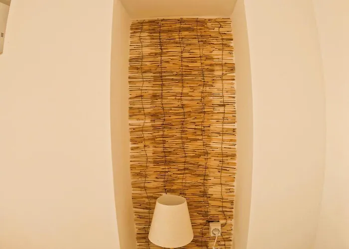 Apartament Stylish Rooftop Retreat With Hot Tub With *