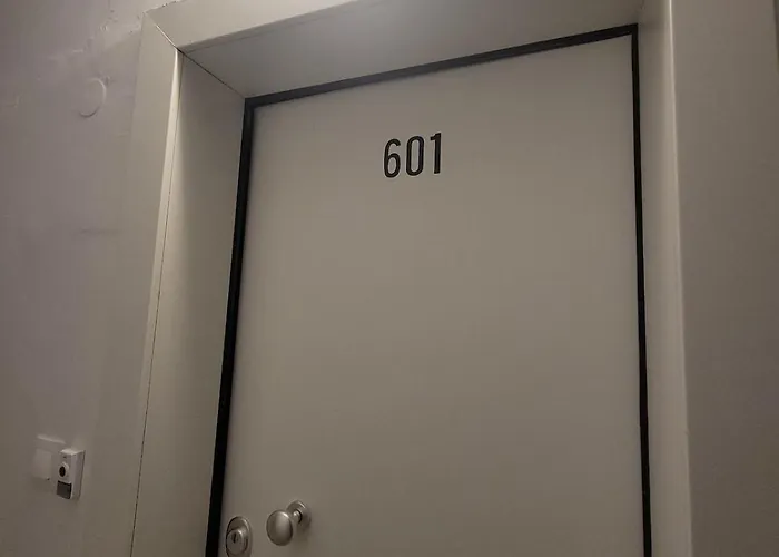 Stylish Rooftop Retreat With Hot Tub With Apartment Loutráki