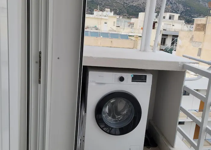 Stylish Rooftop Retreat With Hot Tub With Appartamento