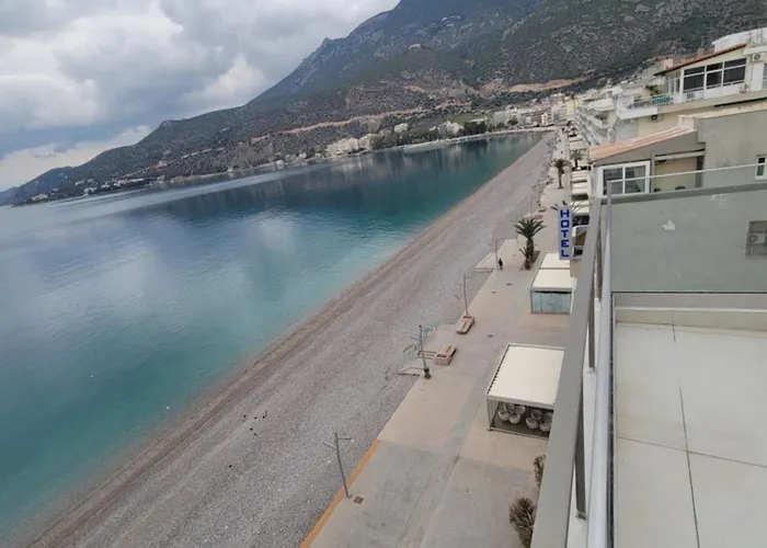 Appartamento Stylish Rooftop Retreat With Hot Tub With *